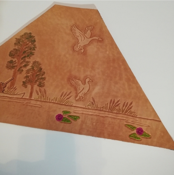 Tooled Leather Bird Hunting Wilderness Wall Art Decor - Picture 5 of 12